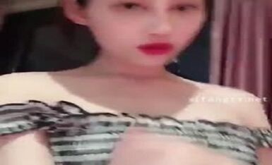 约操极品淫妻大尺度性爱私拍流出 多姿势抽插 豪乳女神篇 完美露脸 高清私拍 (10)