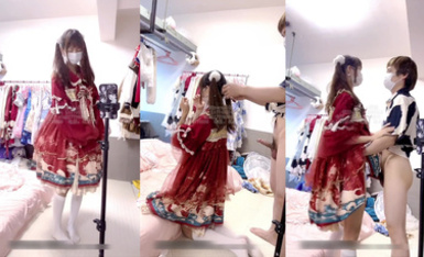 洛麗塔小可愛【軟軟兔Lt774523412】超可愛的LO裙小女僕來咯 輕花嫁白絲LO娘主動上位騎乘 人前乖乖女人後小狗 用小穴溫暖爸爸的大雞巴