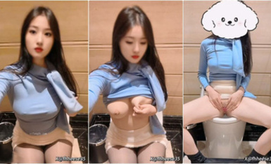 大一播音系小姐姐【小美】門檻定製福利，足球場 樓道 商場 被閨蜜跳蛋調教噴水，外表有多清純私下就有多淫盪