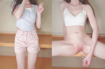 【青春無敵】，極品白虎粉穴，反差女神【燒酒sjcbsrbq】推特視圖全集，各種制服道具，紫薇噴水，內窺鏡看子宮 (5)